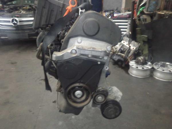 MOTEUR VW/ SEAT 1.4 ESSENCE - Vue 3